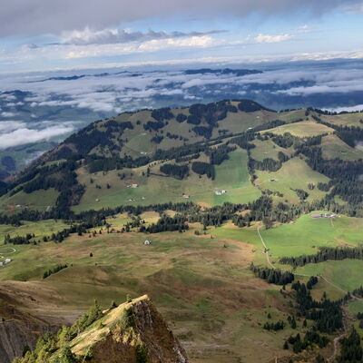 Blick von der Schafmatt zur Farnere